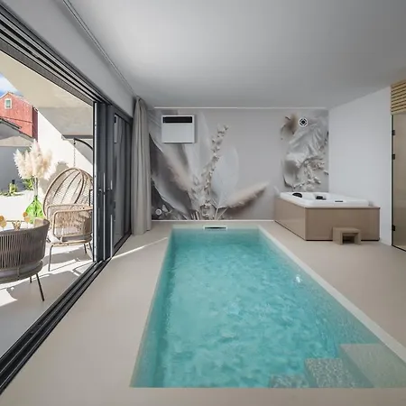 Amoreta Wellness & By Istrialux Villa *